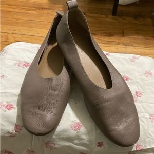 Everlane Tan Day Glove Womens Ballet Flats Sz 10 (fits 9.5)
